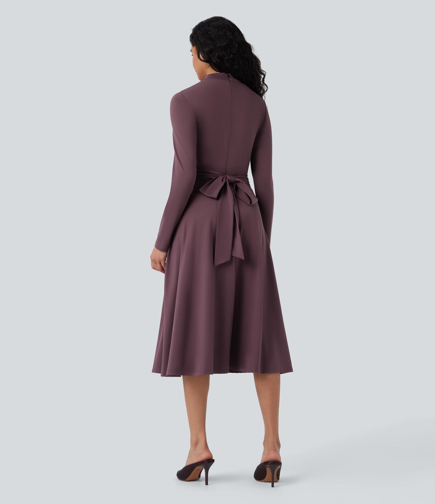 Lucía - Vestido midi de trabajo con bolsillos prácticos, lazo trasero y mangas largas