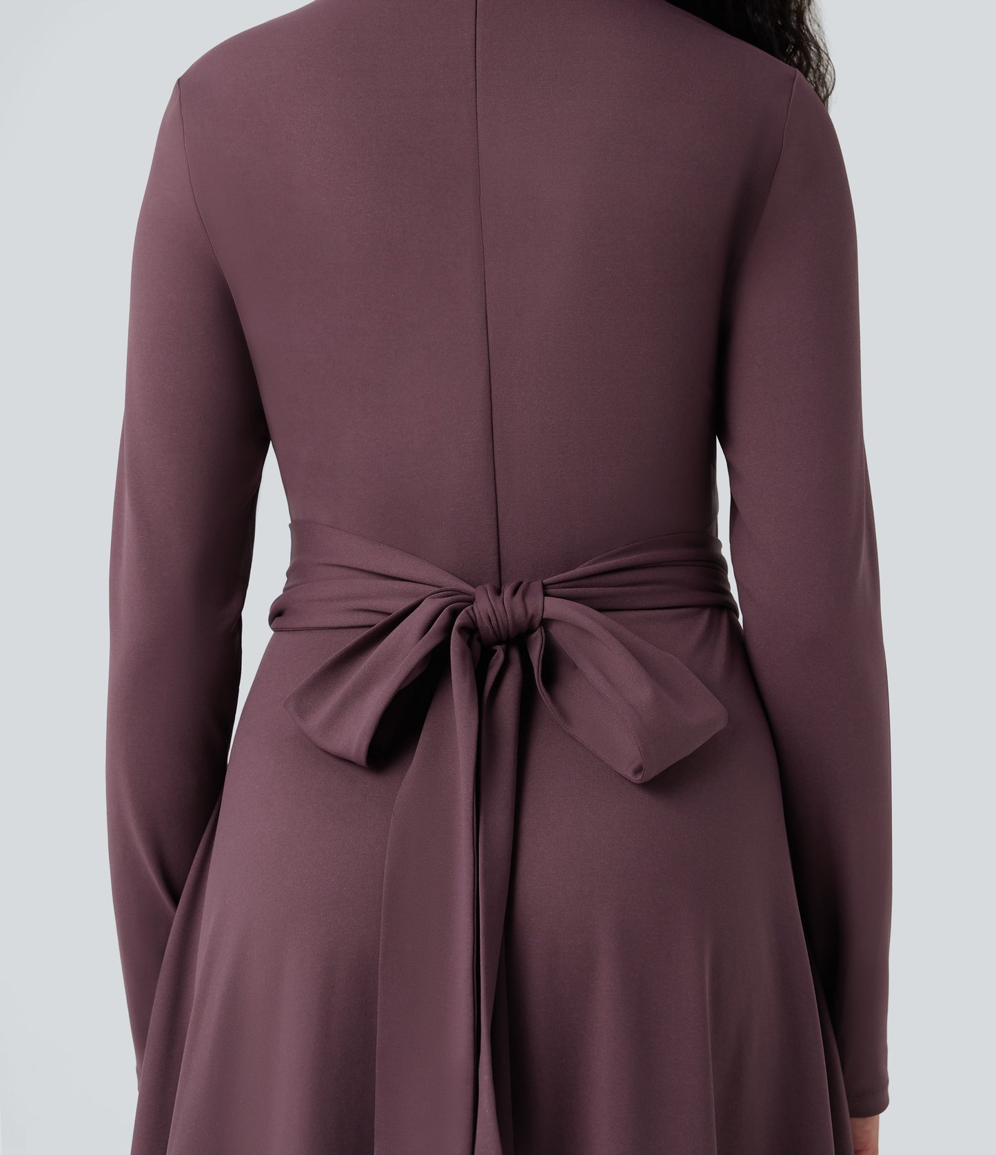 Lucía - Vestido midi de trabajo con bolsillos prácticos, lazo trasero y mangas largas