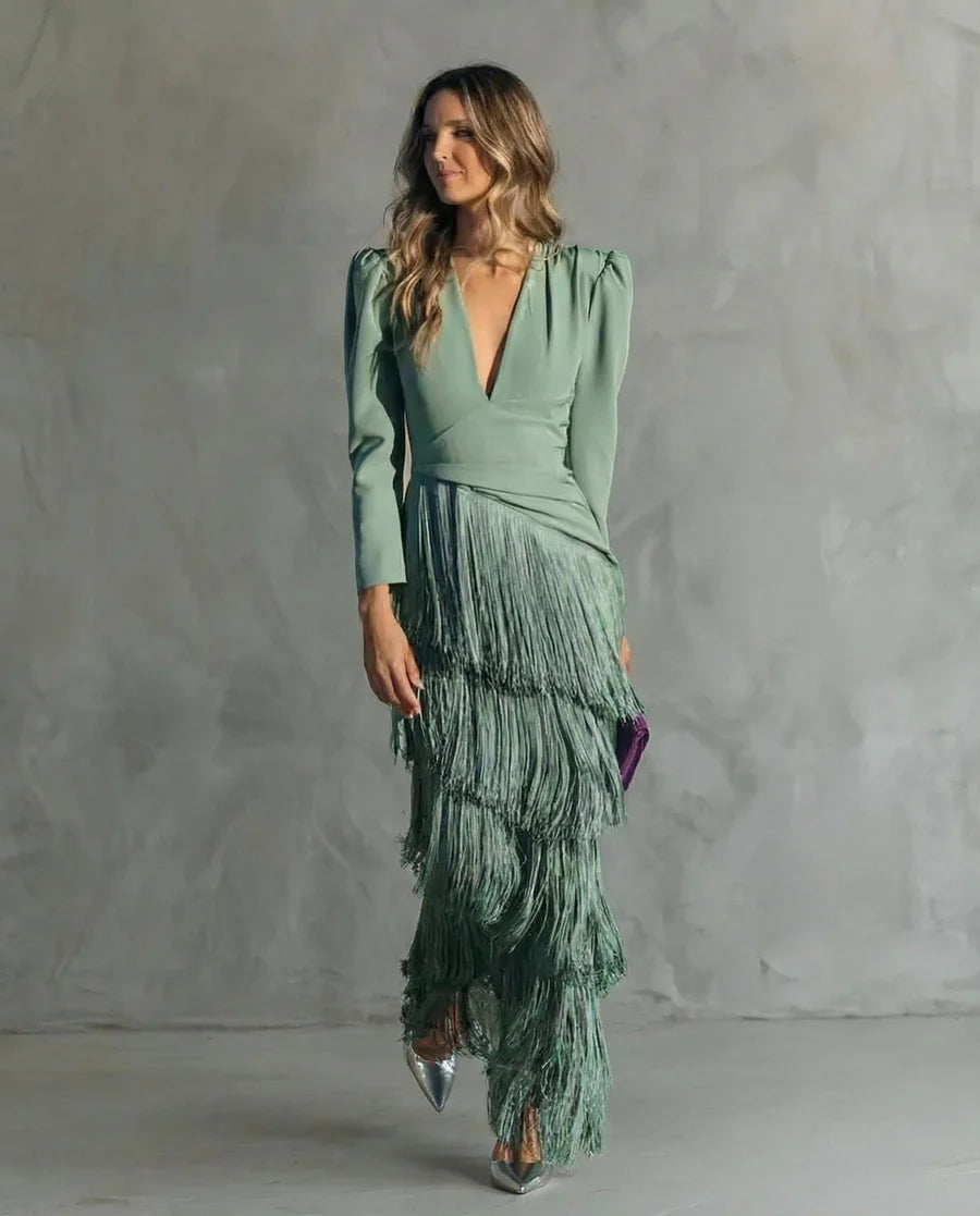 CHIARA | Elegante Vestido con Mangas con Flecos