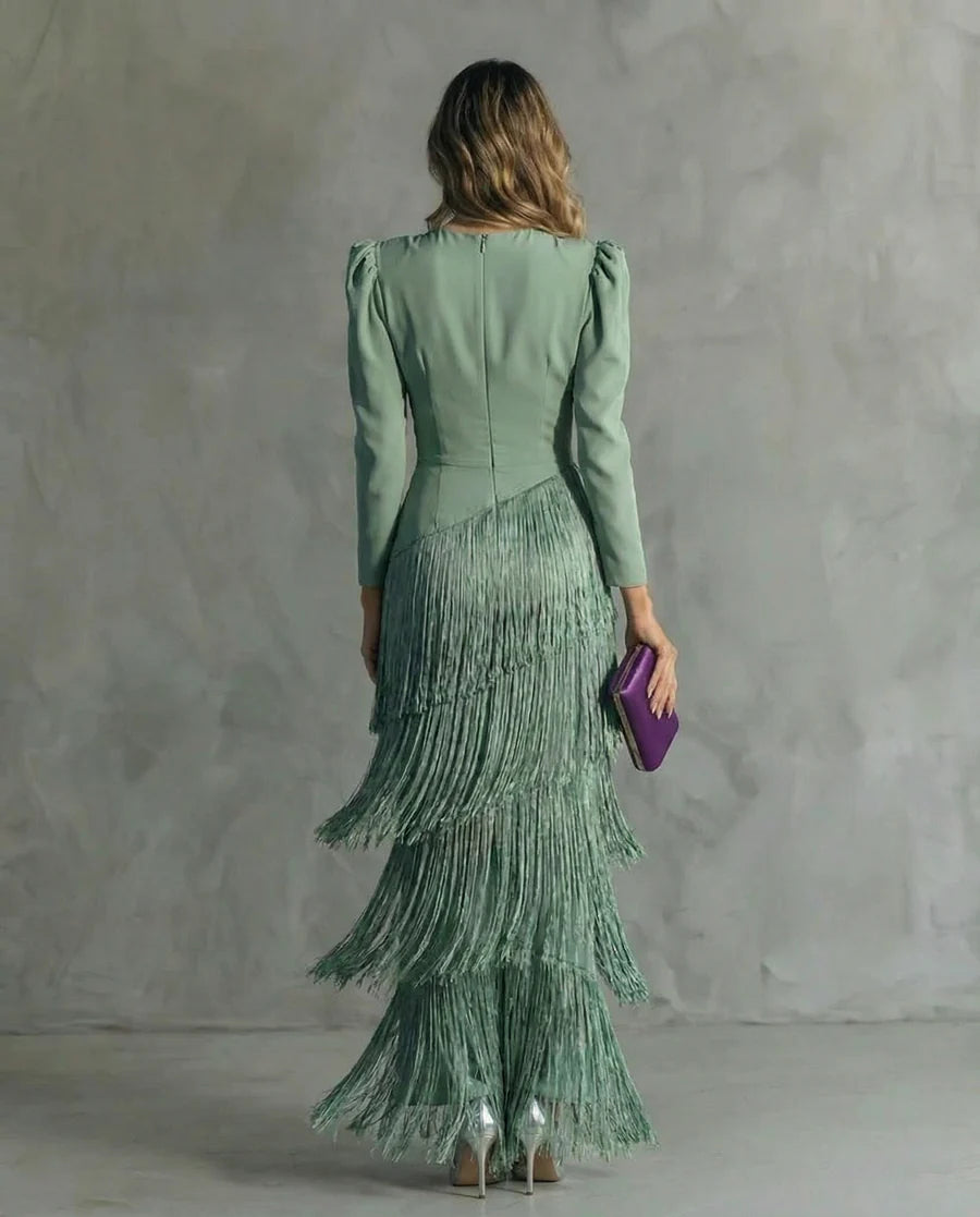 CHIARA | Elegante Vestido con Mangas con Flecos