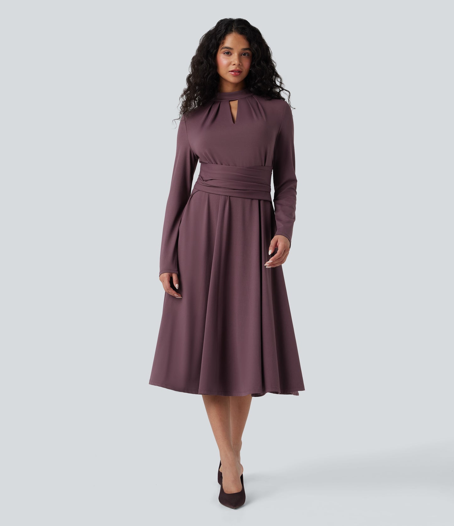 Lucía - Vestido midi de trabajo con bolsillos prácticos, lazo trasero y mangas largas