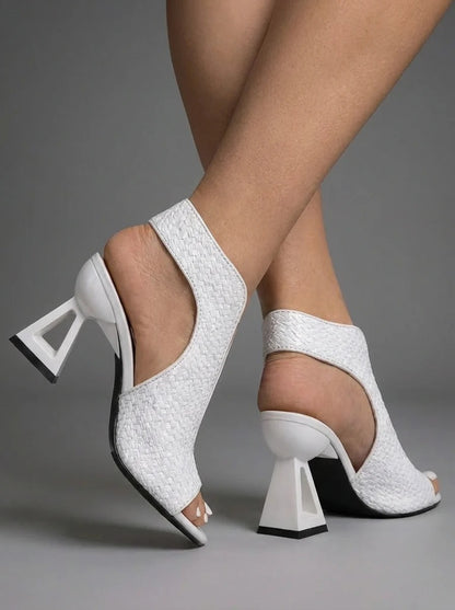 VITTORIA | Elegantes Sandalias con Tacón Trenzadas 2026