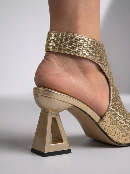 VITTORIA | Elegantes Sandalias con Tacón Trenzadas 2026